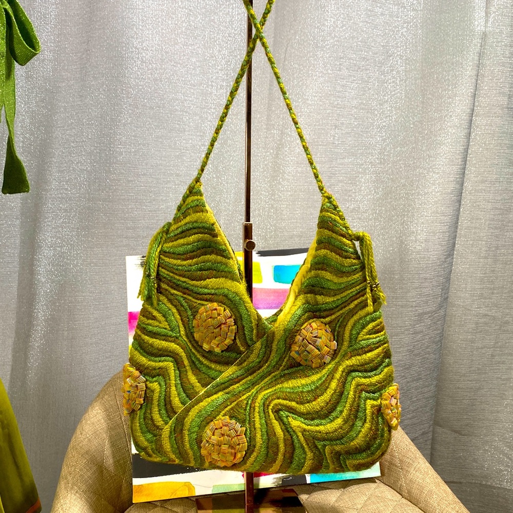 ✨HP✨VINTAGE PRISTINE Textured Intricate Embroidery Circles of Tight Media Bag - Picture 17 of 17